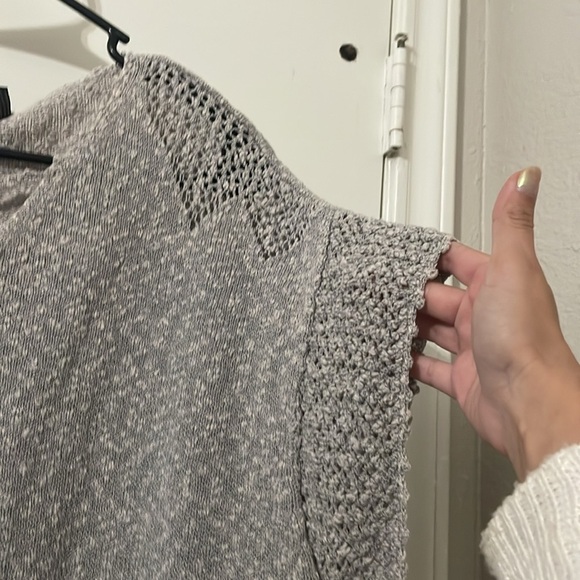 Vintage Gray V-Neck Sweater Size 46/XL - Picture 4 of 5